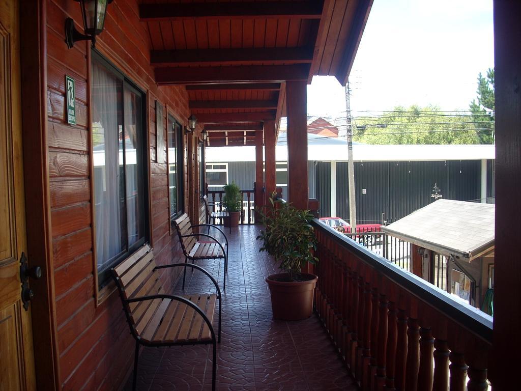 Apart-Hotel Colonia-Koenigsberg Estacionamiento Deptos Completos Ubicado En El Centro De Valdivia Aire Acondicionado Eksteriør billede